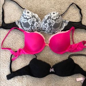 3 VS Bras push up 32-C
